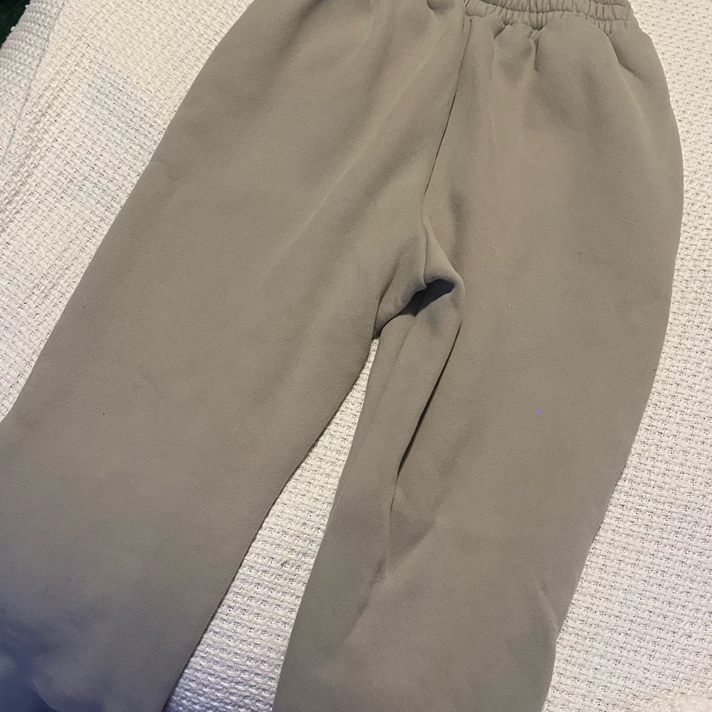 COMFRT Minimalist Hoodie and Sweatpants Set in Cement - Picture 10 of 14